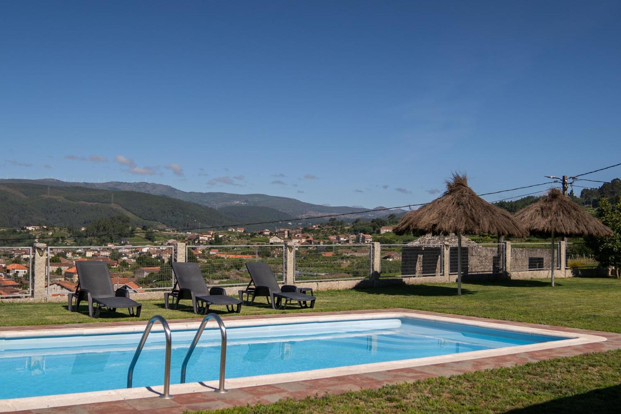 Casa A Chairina Y A Revolta Country house A Arnoia